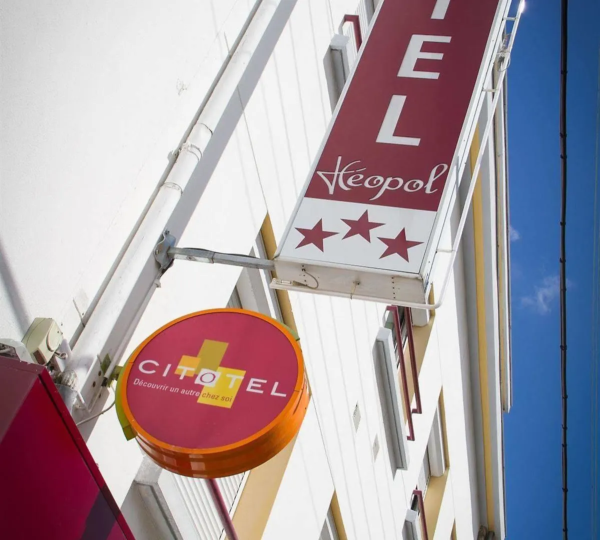 ***  Moka Hotel Lorient Francia
