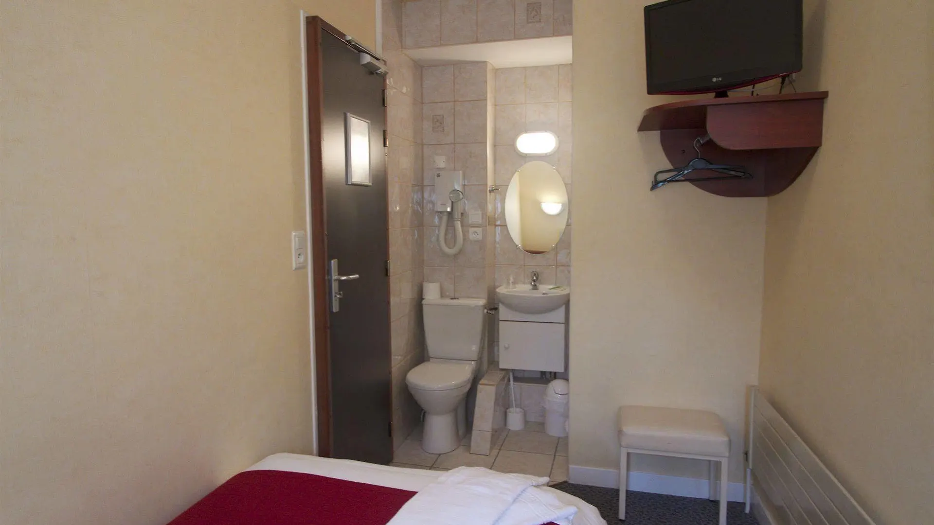 Moka Hotel Lorient 3*,  Francia